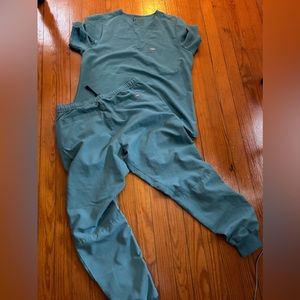 Figs Mens Hydrogreen Scrub set